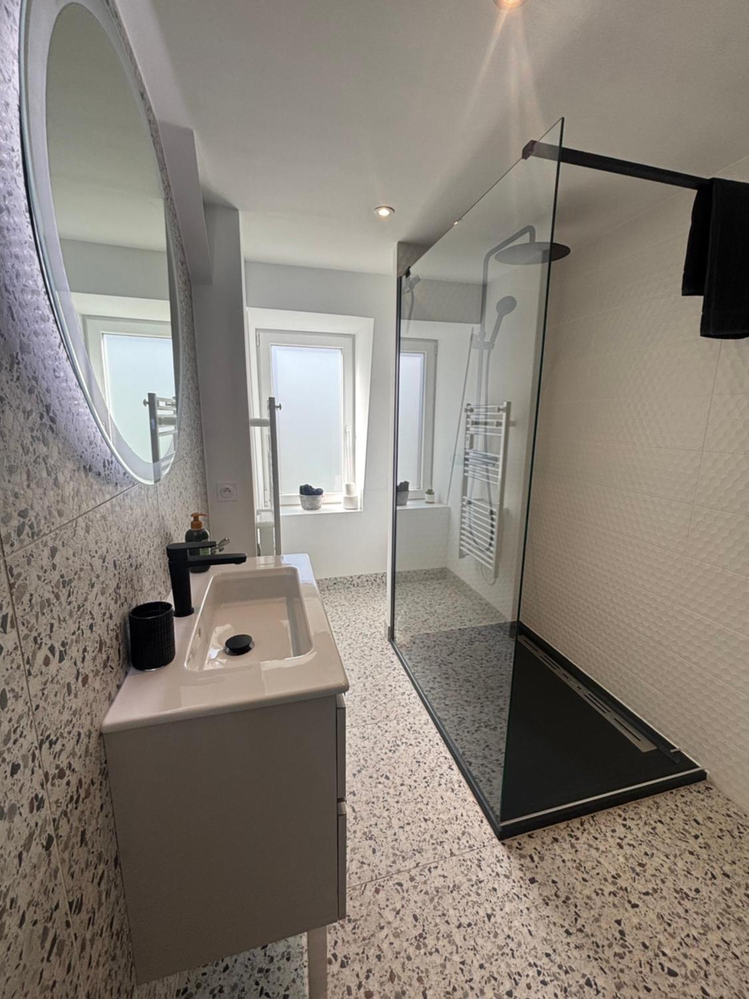 La Mansarde, Appartement Climatise En Centre Ville رُمْيِريمو المظهر الخارجي الصورة
